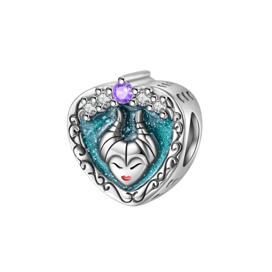 Charm Maléfique dans un charm à la forme de coeur 