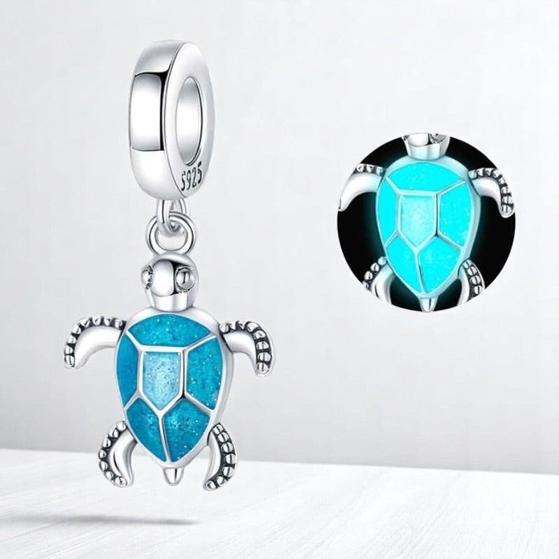 Charm Tortue bleu phosphorescente 2
