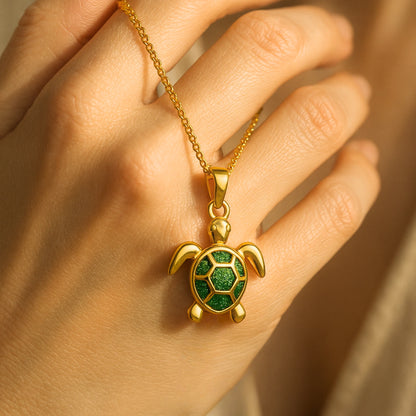 Collier tortue verte