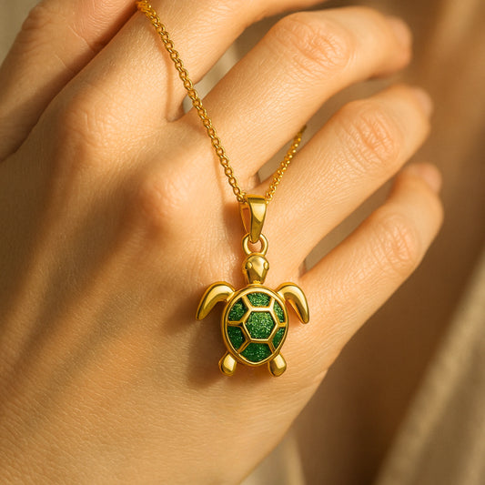 Collier tortue verte
